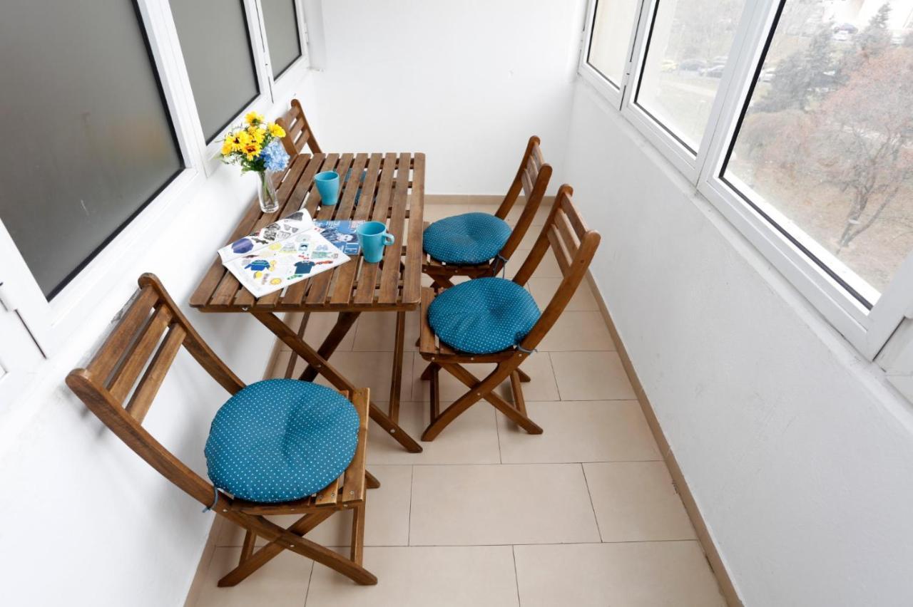 Lovely 2 Bedroom Apartment Near Old Town بوخارست المظهر الخارجي الصورة