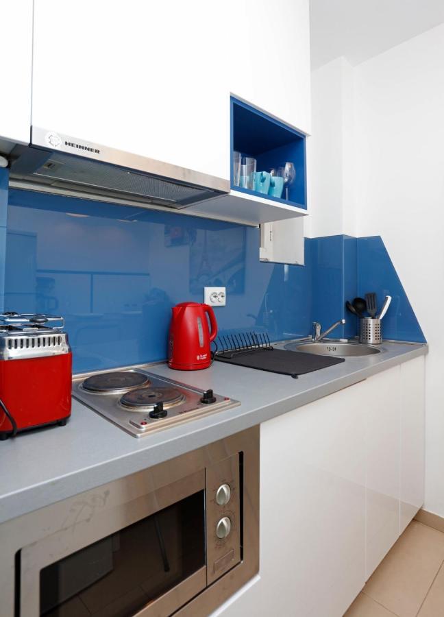 Lovely 2 Bedroom Apartment Near Old Town بوخارست المظهر الخارجي الصورة
